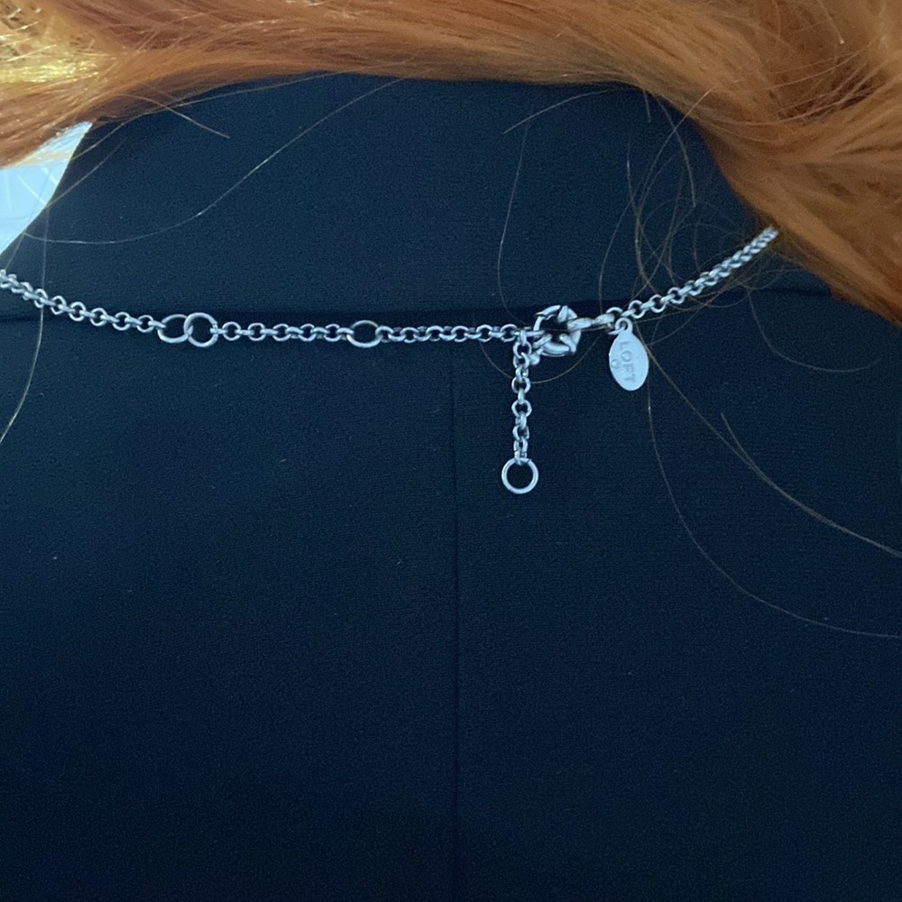 LOFT necklace - Picture 2 of 3